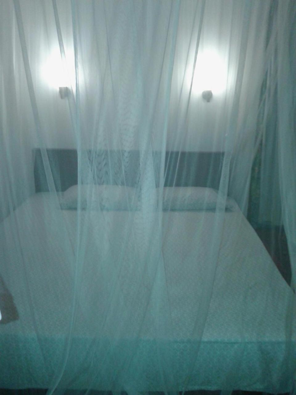 Vivid Lanka Bed and Breakfast Bentota Buitenkant foto